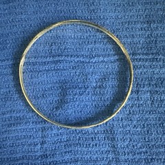 VINTAGE WOMEN’S GOLD BANGLE BRACELET 10”
