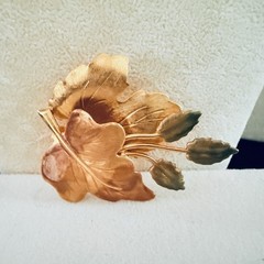 VTG. ESTATE MCM BROWN & GREEN ENAMEL AUTUMN LEAVES GOLD TONE BROOCH-180