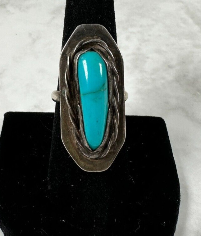 Old Pawn Sterling Silver Turquoise Ring – 1 1/2″ Long Setting – Size 7.75