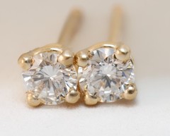 Natural Diamond 1/5ctw Petite Studs Round 14k Yellow Gold Earrings