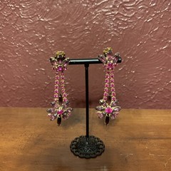 Beautiful Vintage Purple/Magenta Rhinestone Gold Toned Dangle Clip-on Earrings