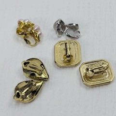 Vintage Jewelry Lot of 4 Pair Clip Earrings AVON & Unbranded B970