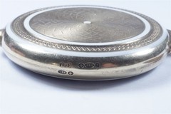 VANITY MIRROR LOCKET PENDANT – ANTIQUE SILVER ENAMEL c1906 VERY GOOD QUALITY