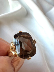 14K YELLOW GOLD LARGE SMOKY QUARTZ RING BEAUTIFUL RICH CHOCOLATE BROWN COLOR