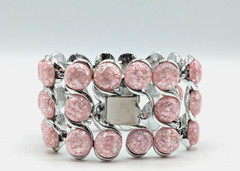 Vtg. 50’s Signed Selro Selini Pink Confetti Lucite Cabochon Silvertone Bracelet