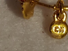 Signed MMA & CN – Single earring – goldtone – Enamel & Faux Stone