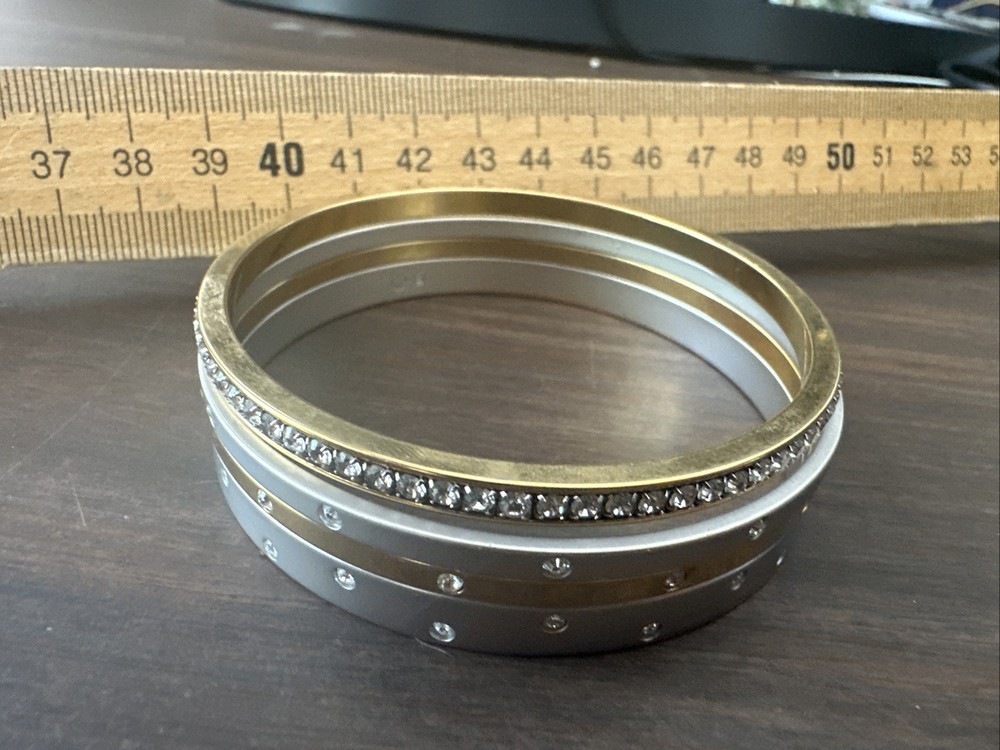 Swarovski Diamond Bangles Gold/sliver cubic zirconia Set of 4 All Signed no box