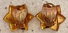 Vintage Earrings Black Silver & Gold Flower Clip On