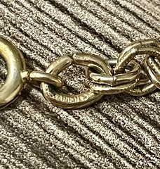 Vintage Napier Flower Locket Pendant w/ Original Photo on Gold Toned Chain 28″
