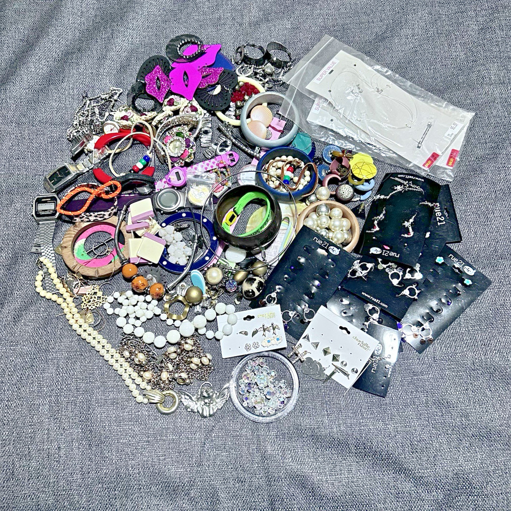 Vintage Jewelry Mixed Lot for Crafts Scrap Junk Wear Repair Repurpose 3.97 lbs.