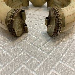 Vintage India Inlaid Bone Horn Brass Hinged Cabochon Gem Bracelet Clamper Close