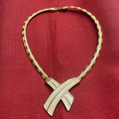 Vintage Trifari 1970’s Art Deco Necklace Rolled Gold Geometric Cream Enamel 18″