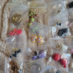 HUGE lot 126 Pairs Earrings Silver & Gold Tone Dangle Studs Hoops ALL WEARABLE