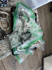 COSTUME VINTAGE JEWELRY Assortment Bracelets Over 185