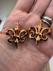 Vintage Copper Fleur de Lis Earrings Cip on
