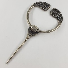 RDC 88 Vintage Penannular Sterling Silver CELTIC Brooch Shawl Kilt Cloak Pin 925