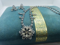Vtg Glamour Jewels By Lustern Rhodium Plated And Rhinestone Necklace Set In Box
