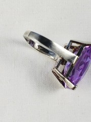 Vintage sterling silver changing color pink lilac stone cocktail ring sz 7.25