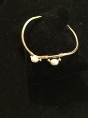 Vtg Cuff Gold Tone Braclet-925-Sterling Silver-With Sliding Pearls on Gold Wire