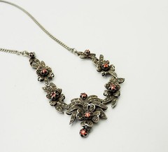 Vintage sterling silver red garnets marcasite ornate floral deco style necklace