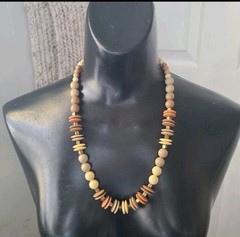 Vtg Four Chunky Beaded Necklaces 15-28″ Colorful Neutral Long Boho Classic Chic