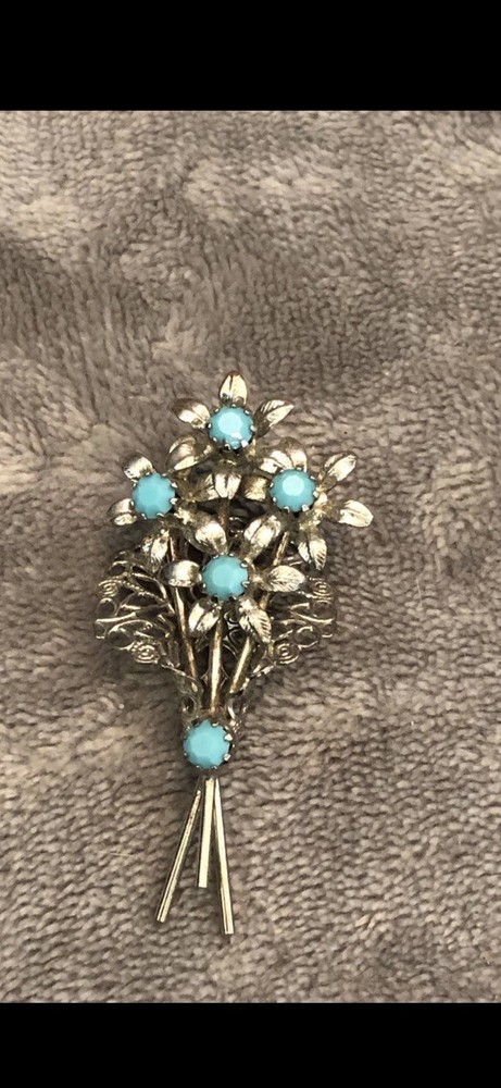 Woman’s Silver Turquoise Brooch Flower Bouquet