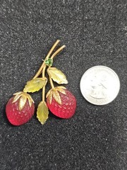 Vintage Austria Strawberry Brooch Frosted Red Glass Fruit Rhinestone Pin