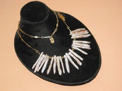 ONE OF A KIND Company ~ Pearl Necklace With 14k Gold Filled Chain ~ Little Hamsa