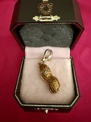 2009 JUICY COUTURE PEANUT CHARM YJRU3125 NWT