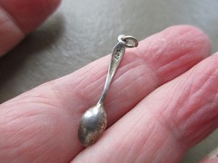 CUTE VINTAGE 927 STERLING SILVER UNUSUAL MINIATURE SPOON FOB CHARM PENDANT OLD