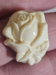 Vintage Ivory Lucite Plastic Carved Rose Flower Ring Size 8
