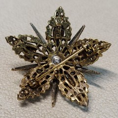 VTG ART Star Snowflake Brooch Green Glass Cab 4.5cm Holiday Christmas Gift