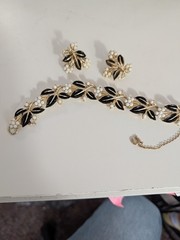 Vintage 1940s – 1960s Black & Gold Enamel Bracelet & Clip On Earrings.