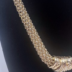 Vintage Gold Tone Mesh Chain Chunky Necklace 18” Magnetic Closure