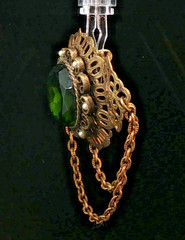 Vintage Gold Tone Filigree Brooch w/ Dark Green Stone Pearls & Swag Chains Chate