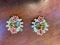 Weiss cream enamel w/ pink, lavender, yellow Rhinestone Clip On Earrings
