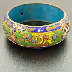 Vintage Womens Bangle Bracelet 2.5in Multicolor Cloisonne Enamel Floral Jewelry