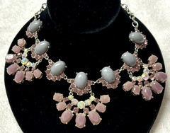 Pretty Pastel Pink Blue Cabochon Bib Collar Necklace n0105