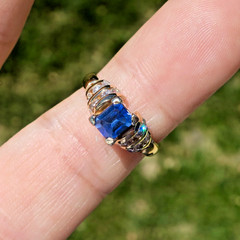 14k Solid Yellow Gold Natural Blue Sapphire and Diamond Ring Size 6