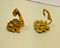 LOT OF 7 PAIR CHRISTMAS HOLIDAY EARRINGS – VINTAGE