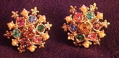 Vintage Screwback Earrings Brooch Pin Set Colorful Bead Jewel Snowflakes