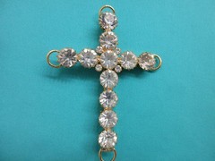 ANTHONY ATTRUIA Signed CROSS BROOCH Crystal/RHINESTONE 3.75″ Retro Religious Vtg
