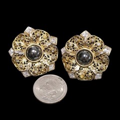 Vintage Graziano Gold Tone Filigree Black Cabochon Rhinestone Clip On Earrings
