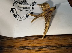 ANTIQUE Victorian 15K GOLD BIRD Brooch c1880 England Marshall Fields