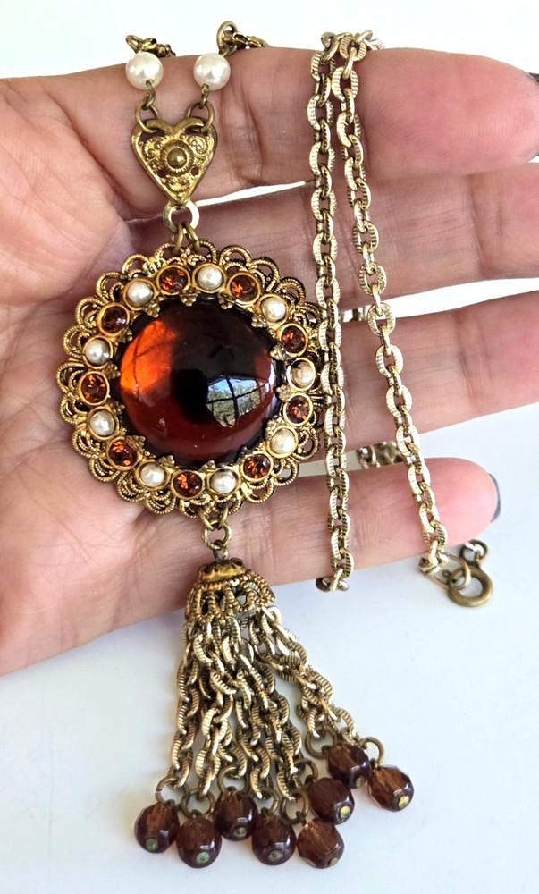 Vintage W Germany Amber Glass Faux Pearl Gold Tone Tassel Pendant Necklace 25″