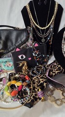 Grandma’s Estate; Jewelry, Trinkets, & Extra Fun Junk! Lot #89