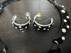 Vtg 1970s 1980s Mod Metal Enamel Polka Dot Collar Necklace Earring Set D&E Clasp