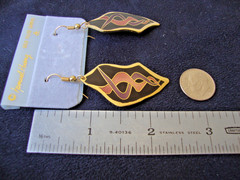 VINTAGE SAMUEL HUANG CLOISONNE HOOK DANGLE EARRINGS BLACK PINK & PURPLE ENAMEL