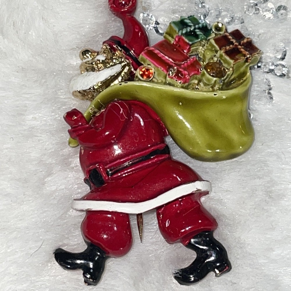 Vtg 50’s MODE ART Santa Claus Red Enamel Pin Brooch Gift Bag Christmas