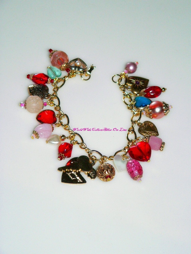 Sweet Vintage Love Hearts Bracelet Glass Metal Plastic SWEET HEART BRACELET
